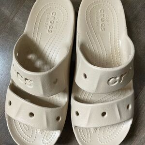 CROCS Classic Cream Slide Sandals